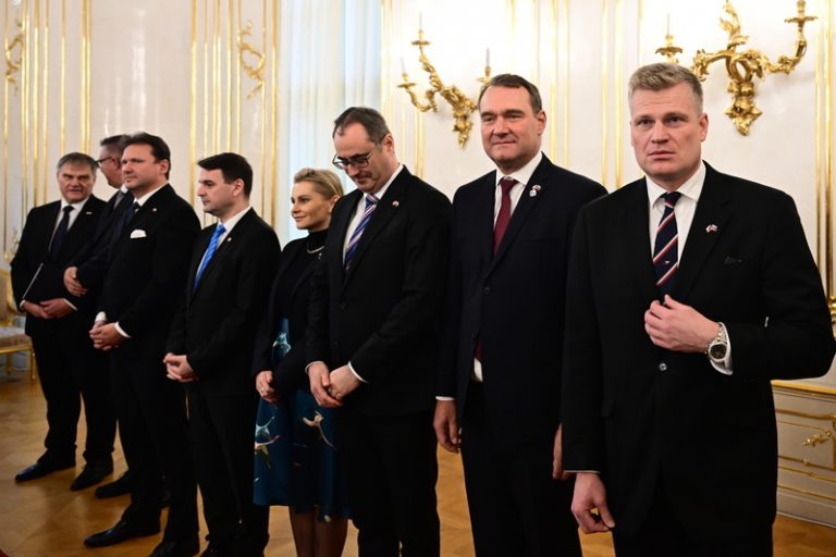 Turek chce své kauzy Pavlovi vysvětlit, jak to po něm prezident požaduje