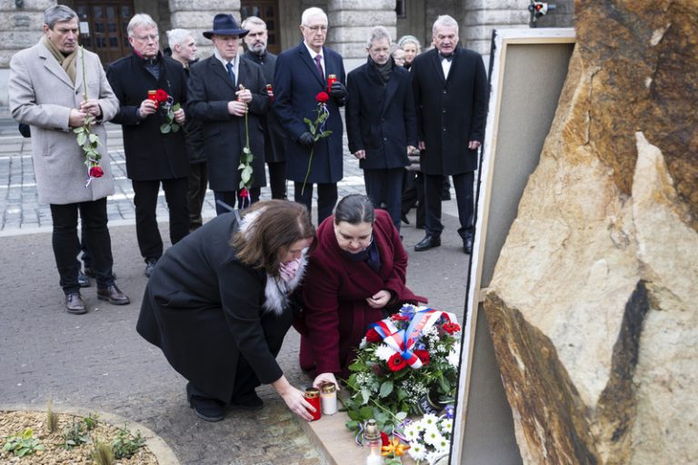 Vystrčil: Na tragickou střelbu na FF UK nesmíme zapomenout