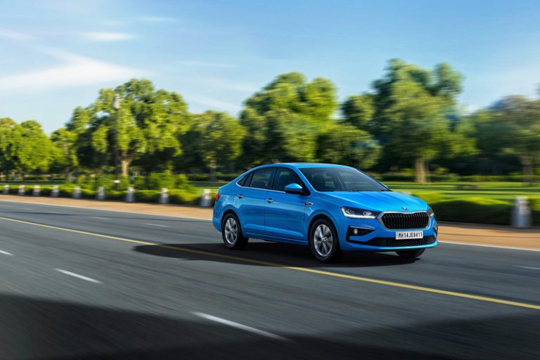 Reuters: Indie hodlá snížit cla na dovoz automobilů z EU na 40 procent