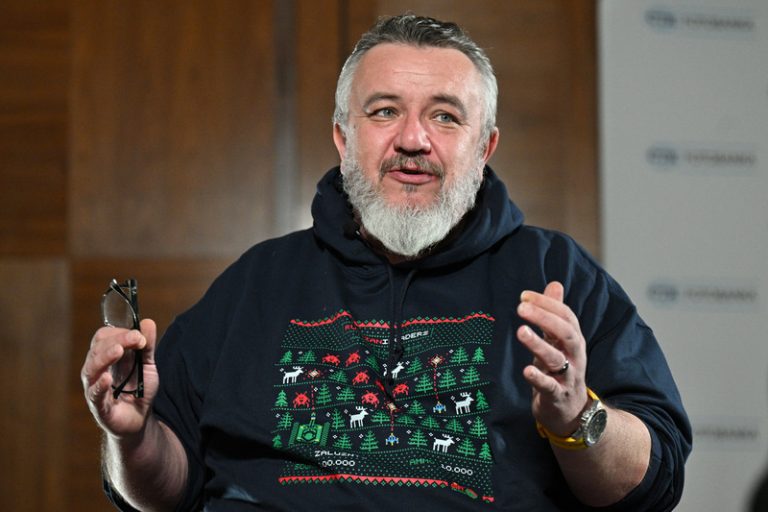 Iniciativa Dárek pro Putina: Okamurův projev podnítil vlnu darů na pomoc Ukrajině