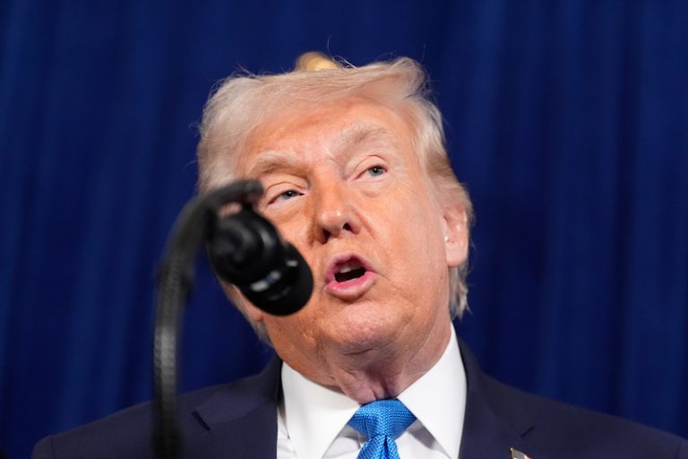 Odborníci: USA zkouší novou strategii, s Čínou a Ruskem si dělí vliv