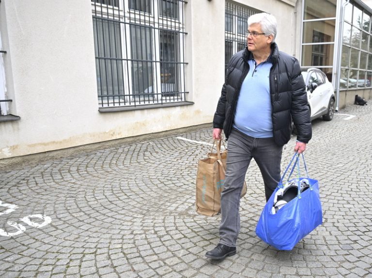 Rozhlas: Stíhaný bývalý ředitel Motola Ludvík dostal výpověď