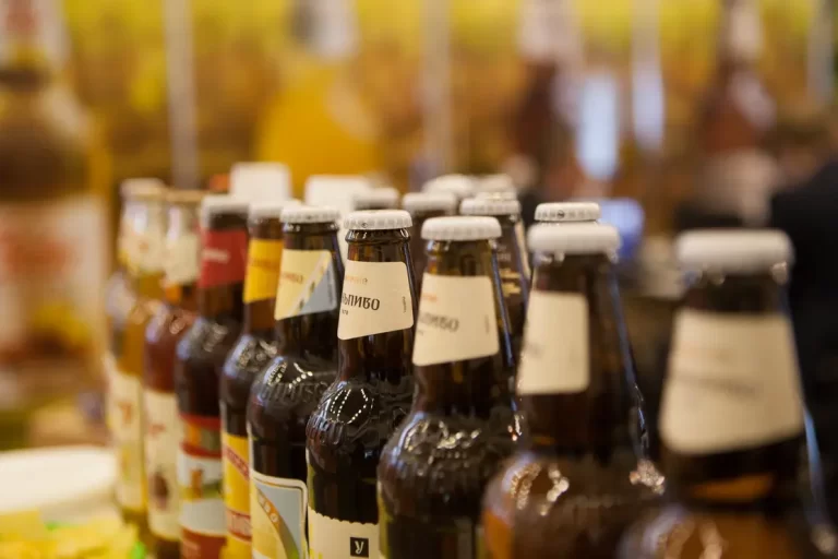 Pivo pro cizí rozvědku: český problém, který se tváří jako banalita