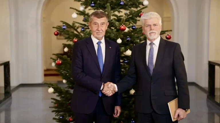 Babiš dorazil na novoroční oběd s Pavlem. Schůzka je netradičně bez manželek, řešit se bude Turek