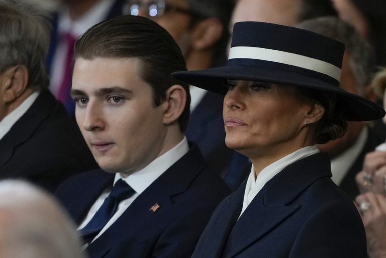 Střetu mezi Macinkou a Clintonovou v Mnichově si všiml Fox News či Barron Trump