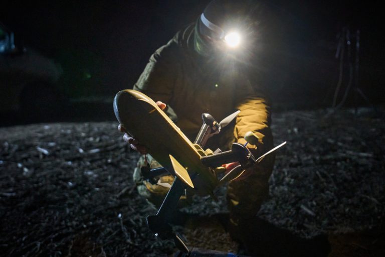 Ukrajinský dronový útok podle ruského činitele poškodil přístav Taman