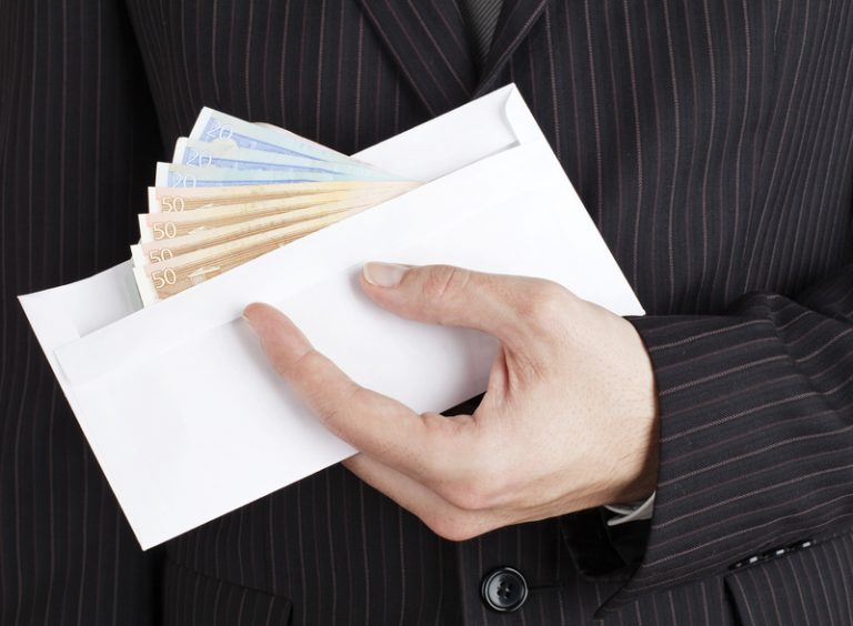 ČR si polepšila v žebříčku vnímání korupce, Slovensko si pohoršilo