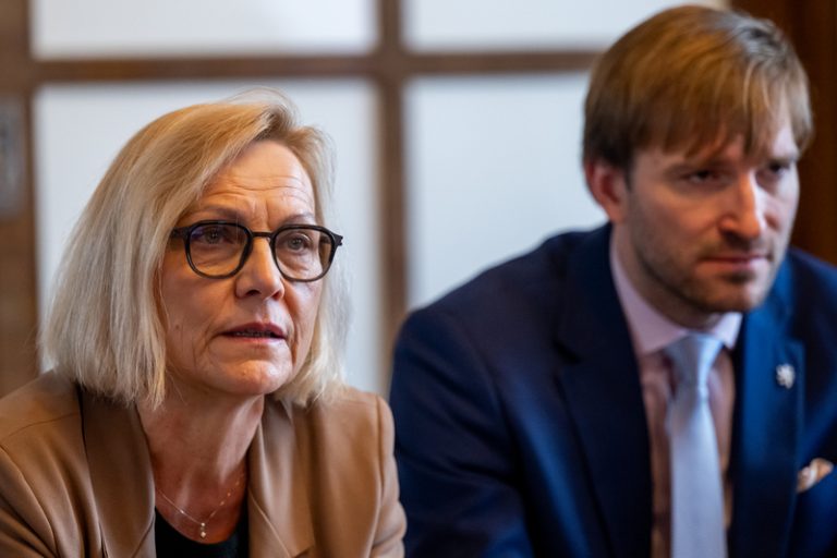 Lidé se vzácnými nemocemi čekají na diagnózu i roky, pomoci má registr pacientů