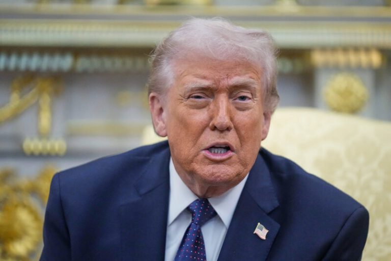 Kubánská vláda padne velmi brzy, domnívá se Trump