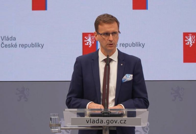 Holiš: Když se kraje shodnou na úpravě rozdělení daní, bude s tím vláda pracovat