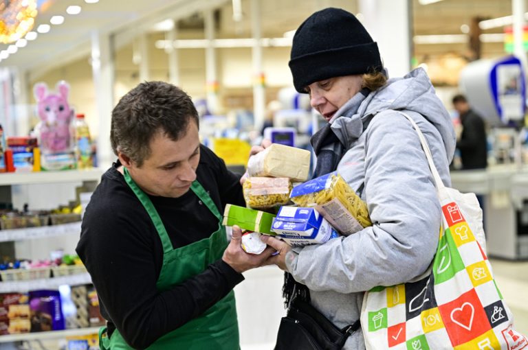 Zájem o jarní Sbírku potravin byl podle organizátorů velký
