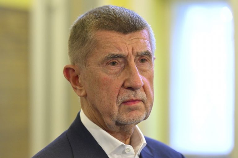 Babiš pogratulovat Magyarovi k vítězství, těší se na spolupráci