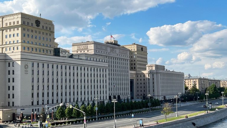 Praha v hledáčku: Rusko stupňuje zastrašování Evropy