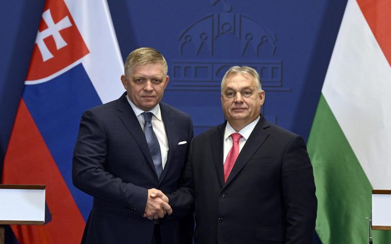 Po Orbánovi je na řadě Fico: Střední Evropa se začíná probouzet