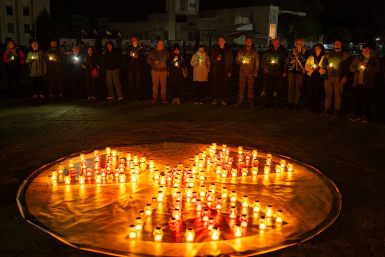 Zelenskyj v den výročí černobylské tragédie obvinil Rusko z jaderného terorismu