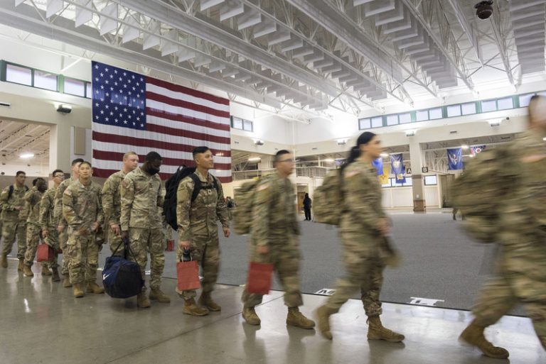USA evropským členům NATO sníží vojenskou podporu pro případ velké krize