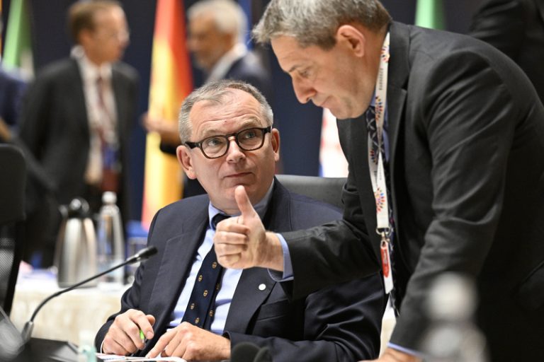 Vrchní ředitel Šedivý z obrany odchází po vzájemné dohodě, řekl Zůna