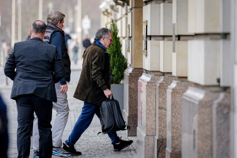 Trumpův vyslanec Witkoff v nejbližší době navštíví Rusko, řekl Putinův zmocněnec