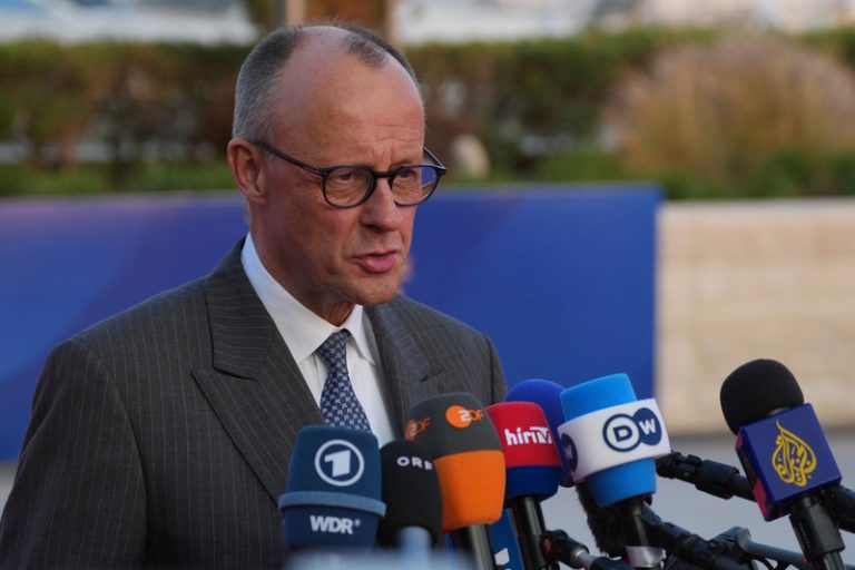 DPA: Merz navrhl, aby se Ukrajina stala přidruženým členem Evropské unie