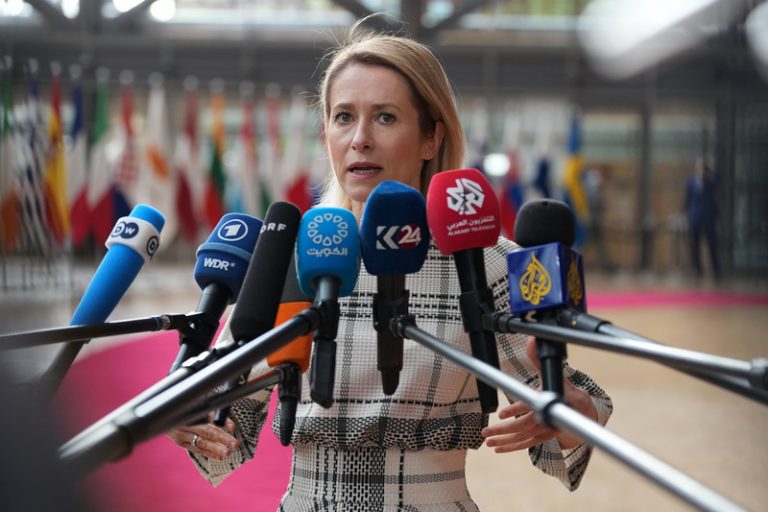 EU musí být strategičtější při rozdělování pomoci, uvedla Kallasová