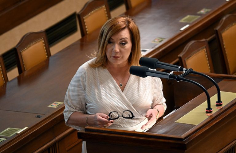 Sněmovna dnes nedokončila druhé čtení novely stavebního zákona
