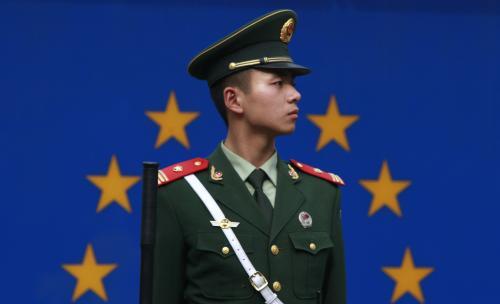 FT: Čína náhle a bez důvodu zrušila dvě diplomatické schůzky s EU v Pekingu