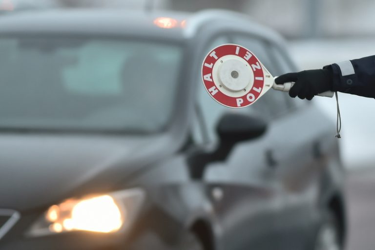 APA: Rakousko o tři měsíce prodlouží kontroly u Česka či Slovenska