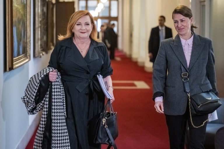 Radní Prahy 3 budou řešit pronájem bytu šéfce úřadu vlády Bartha