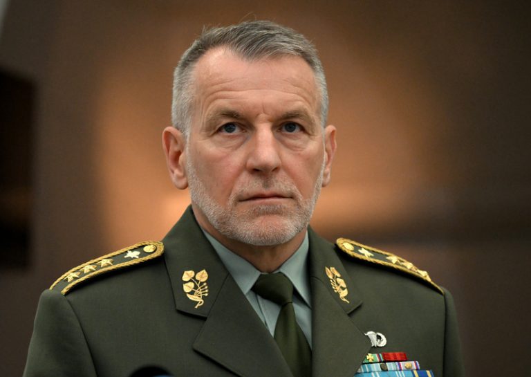 Budoucí šéf armády Hlaváč představil Pavlovi své priority, prezident ho podpořil