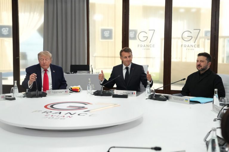 Zelenskyj: Lídři G7 se shodli, že Rusko nevyhrává válku a musí uzavřít dohodu