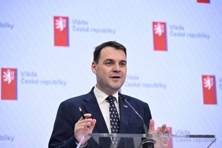 Macinka se omluvil za výstup ve Strážnici, festival to poškodilo, uvedl
