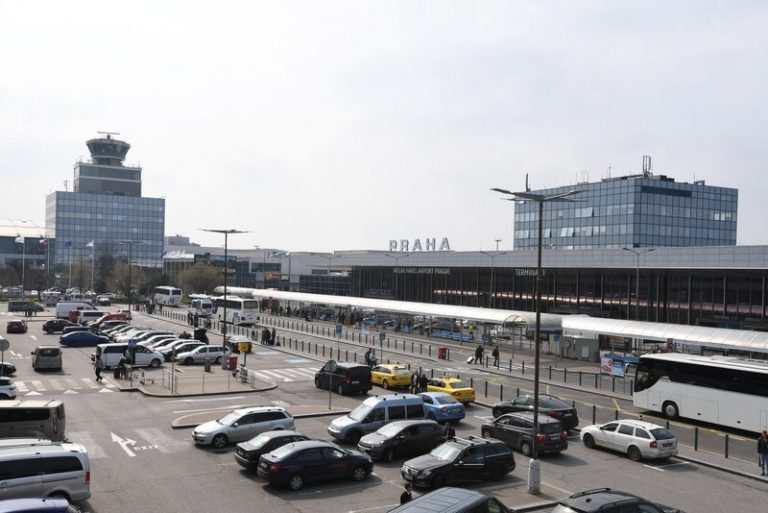 Motoristé by podpořili uvedení podílu Letiště Praha na burzu, proti není ani ODS