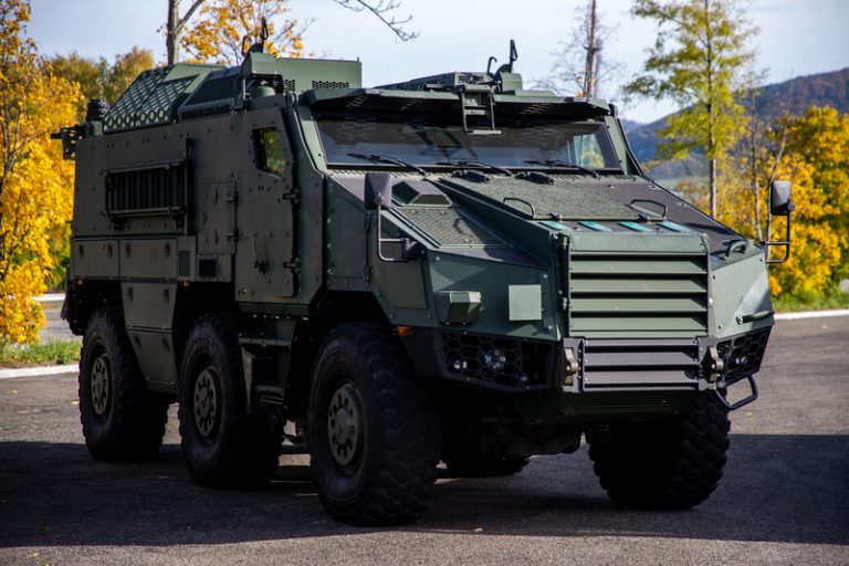Čína rozšířila sankční seznam, podle AFP je na něm i Tatra Trucks
