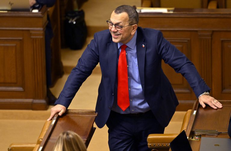 Poslanec SPD Foldyna je podezřelý z domácího násilí