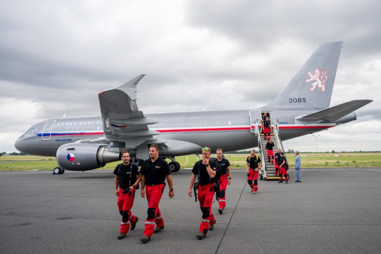 Čeští záchranáři ve Venezuele prohledávali kolem 40 budov