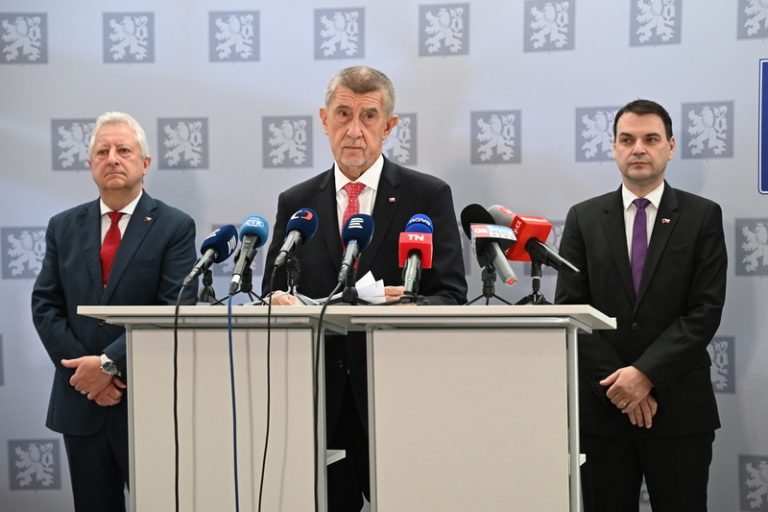 Babiš: Vláda přidá příští rok 36 mld. Kč na obranu, aby dosáhla 2 pct. HDP