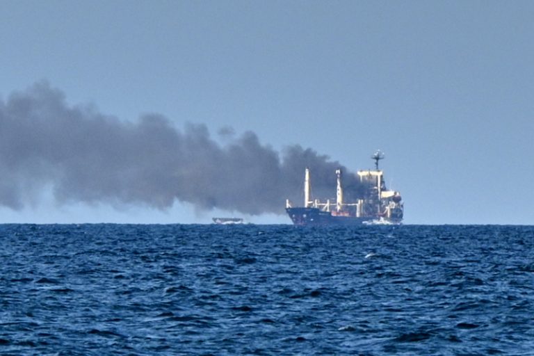 Rusko dle Ukrajiny zasáhlo raketami tureckou loď, nejméně pět mrtvých