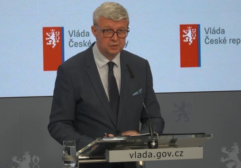Vláda umožnila registraci vozidel on-line bez návštěvy úřadů