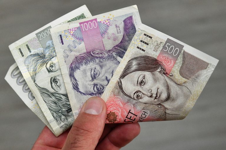 Tripartita souhlasila s růstem minimální mzdy