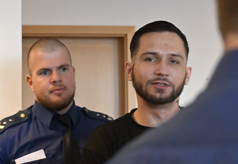 Muž obžalovaný ze zapálení baru ve Zlíně zopakoval, že si událost nepamatuje