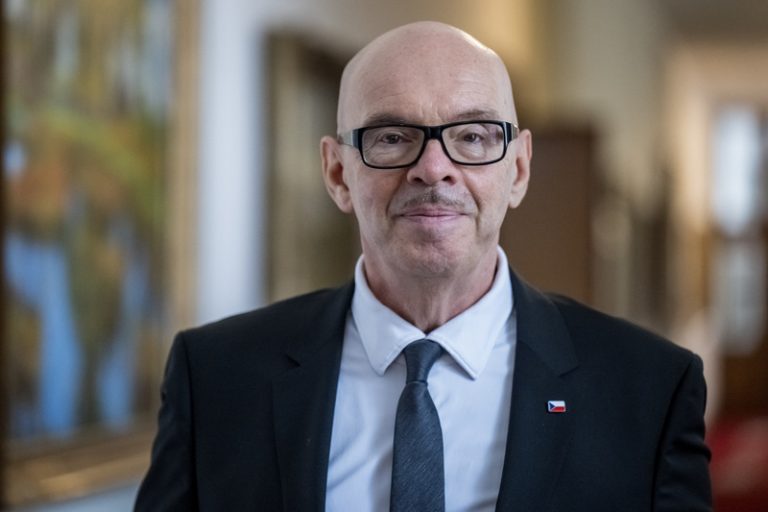 Klempíř: Za kulturní politiku odpovídá ministr, nikoli sdružení a asociace