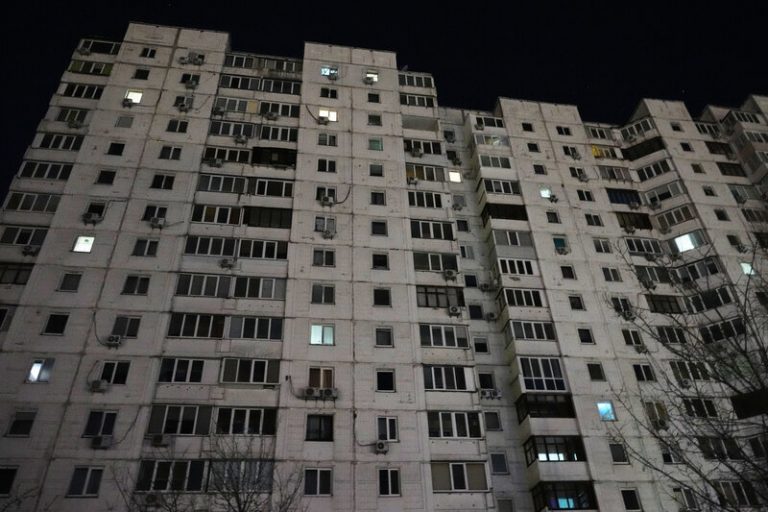 Rusko Ukrajině pohrozilo, že ji v zimě zmrazí, Kyjev zareagoval s ironií