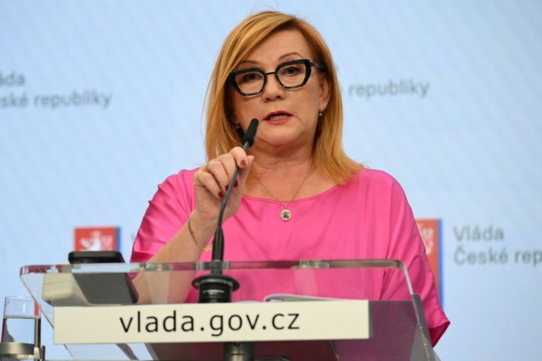 Jednotliví ministři před jednáním vlády neznali očekávaný schodek rozpočtu