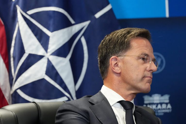 Šéf NATO varoval Tuska před nadcházející eskalací ze strany Ruska