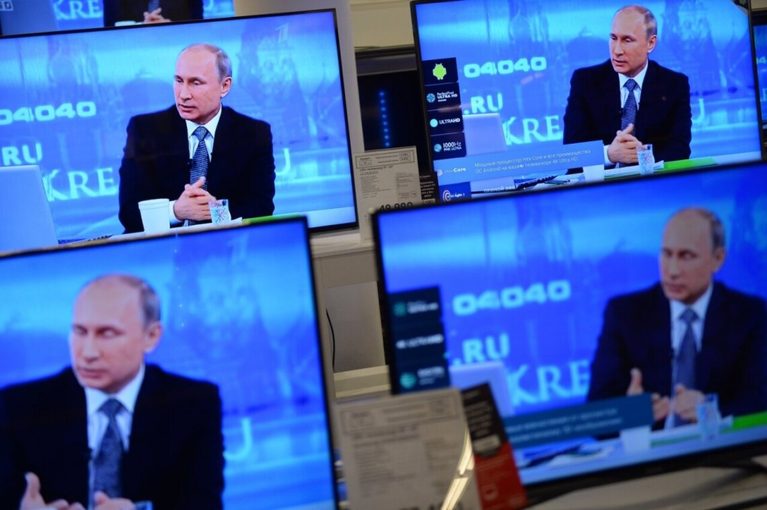 Fronta nekolabuje a Zelenskyj nikam neprchá. Jak „Nová republika“ vyrábí kolaps, který se nekoná