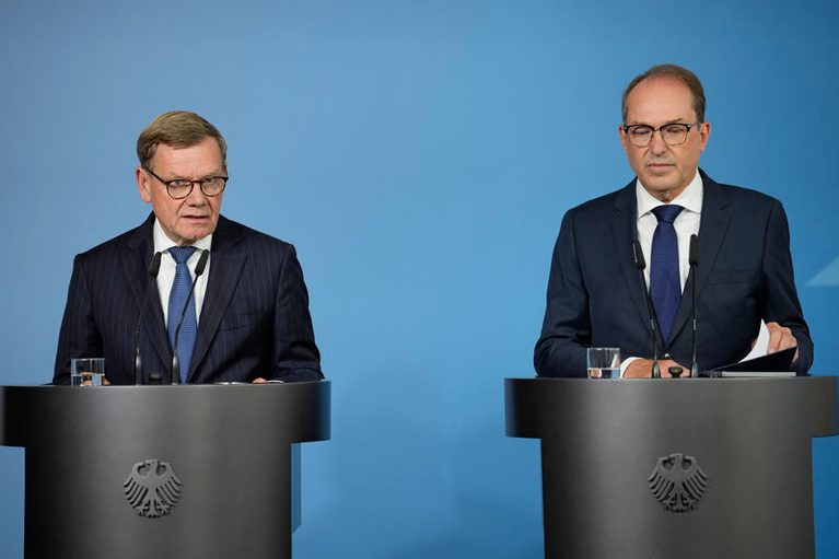 Ministr: Za hybridní útok na lipské letiště je zodpovědné Rusko