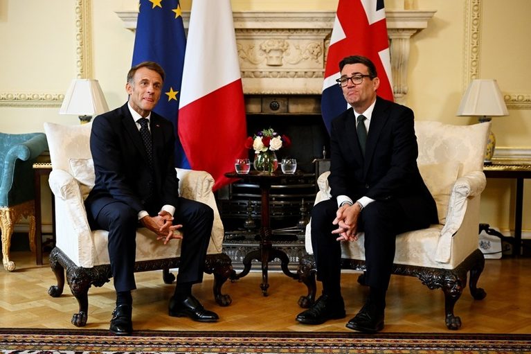 Spolupráce Británie a Francie pomáhá Ukrajině i boji proti migraci, řekl Burnham