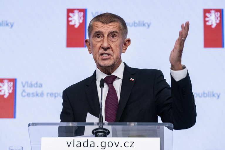 Kontaminovanou lokalitu na Šumavě bude sanovat armáda, řekl Babiš