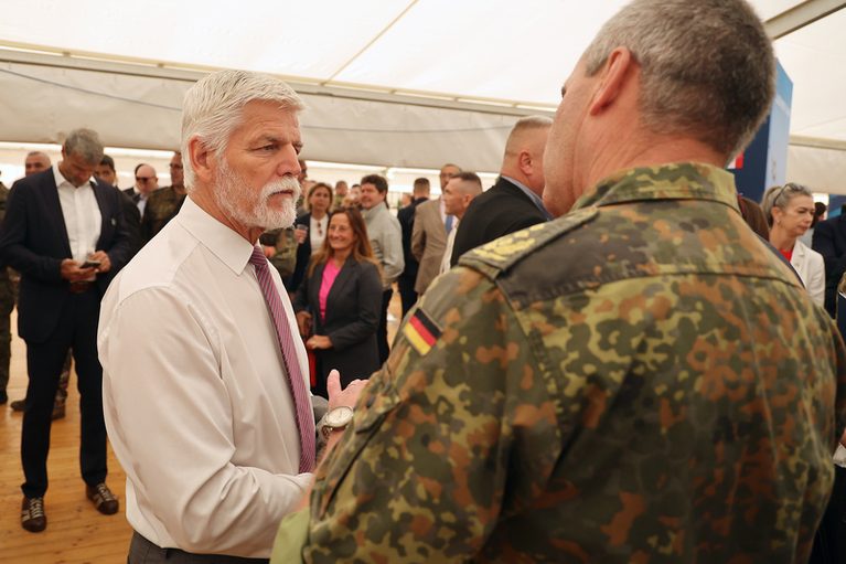 Pavel: Výdaje na obranu nejsou oddělenou kapitolou, vstřícnost se projeví i jinde