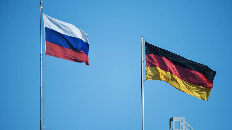 Moskva vyhrožuje Berlínu úderem na zbrojovky. Kreml se bojí německo-ukrajinské aliance dronů
